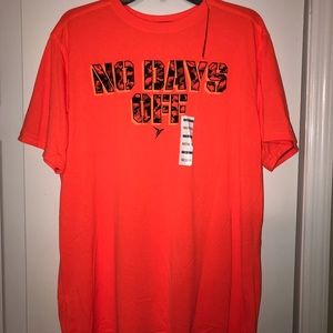 Men’s L Old Navy active t shirt